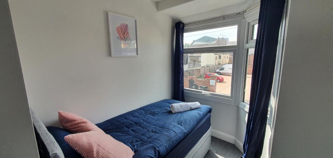 Stoke City House Apartment Etruria Екстериор снимка
